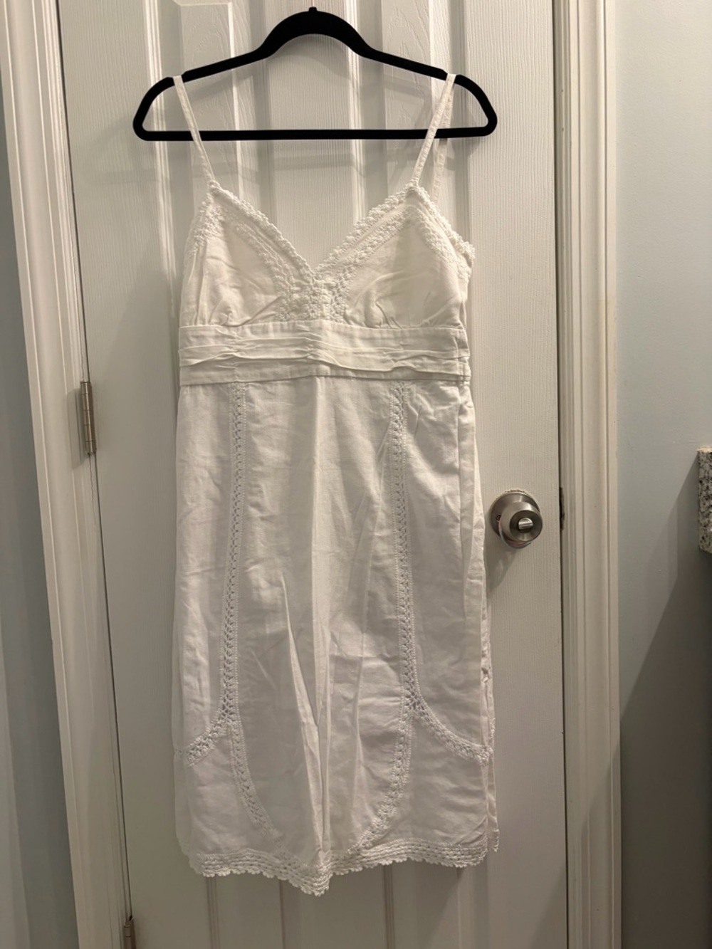 Lilly Pulitzer Resortcore Linen-Cotton White Eyelet Spaghetti Strap Dress Size 8